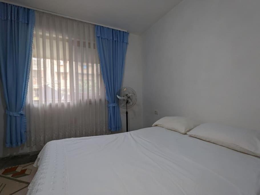 Communist Style Room Shkoder Exterior photo